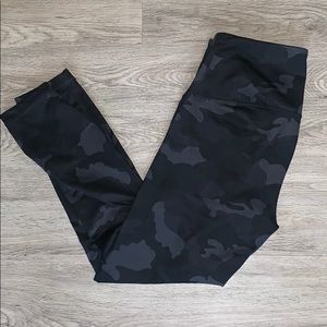 Camo leggings
